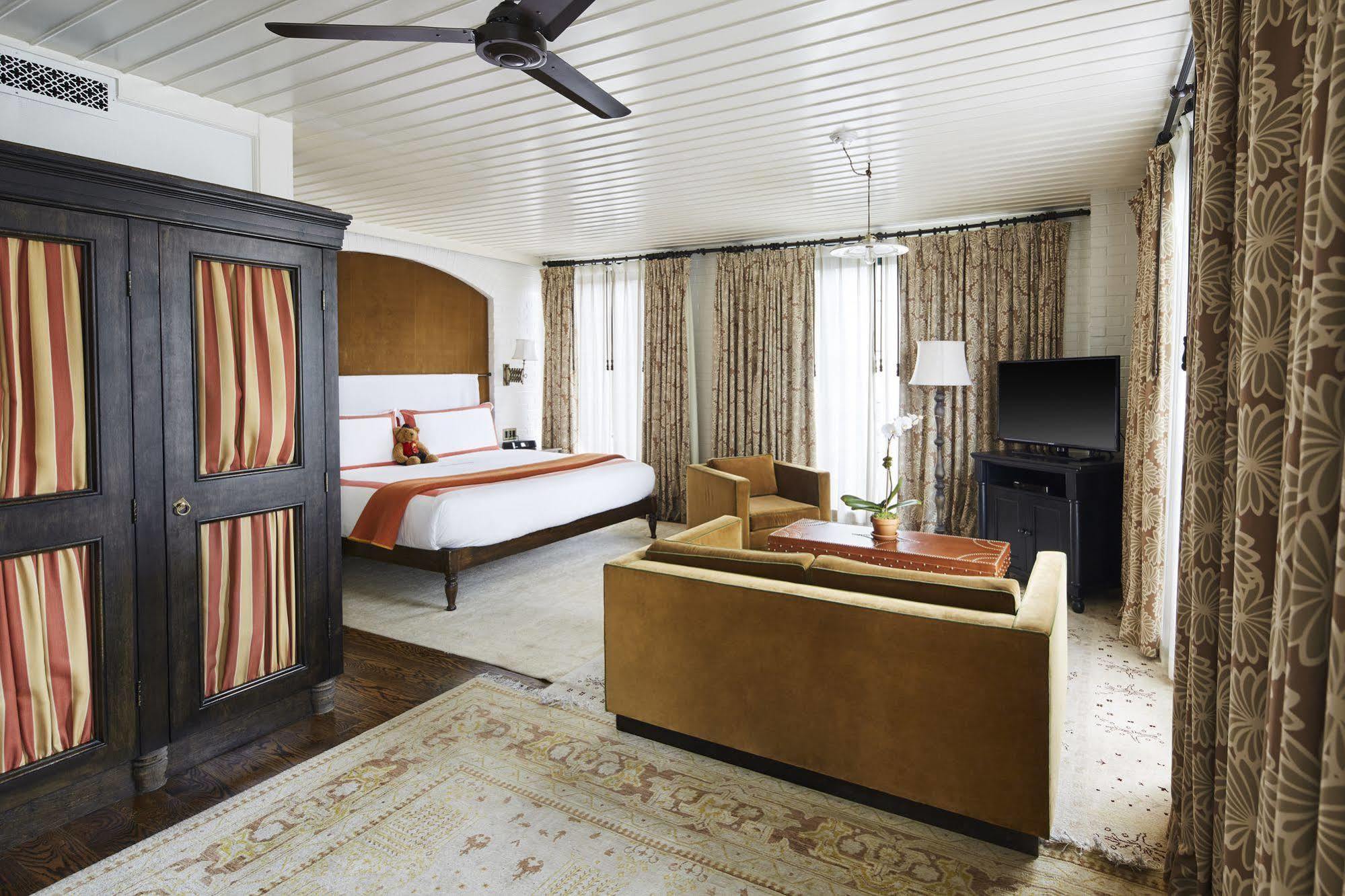 The Bowery Hotel New York Bagian luar foto